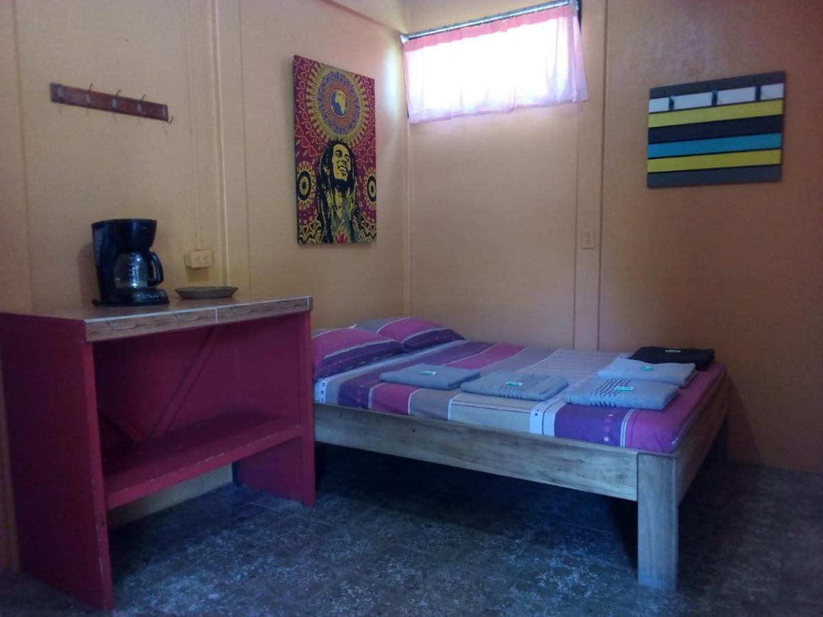 Hotel One Love Puerto Viejo Puerto Viejo de Talamanca Extérieur photo